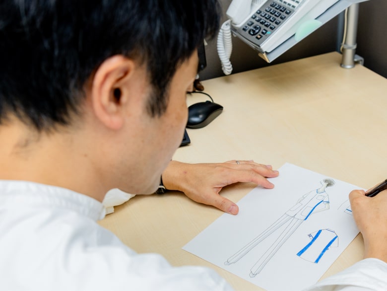 現在の仕事内容を教えてください。